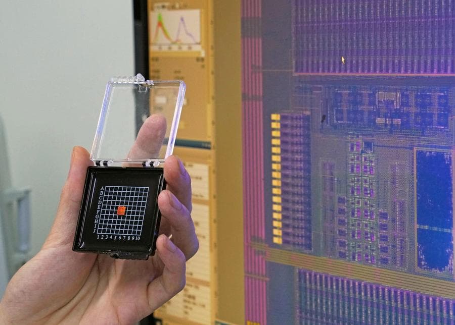 นักวิทย์จีนเปิดตัวอุปกรณ์ 'หน่วยความจำแฟลช' ที่เร็วที่สุดในโลก