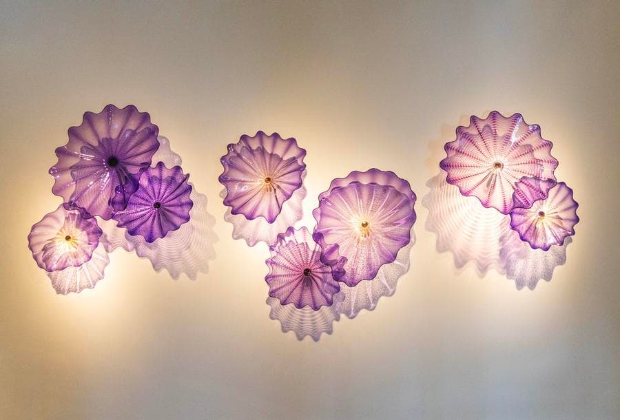 ส่องงานศิลป์จาก 'แก้ว' สวยแปลกตาในโตรอนโต