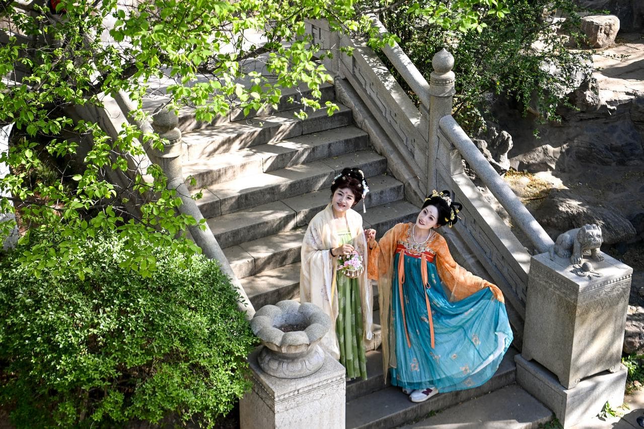 ร่มรื่นสบายตา เดินเที่ยวสวนสวยในซีอัน