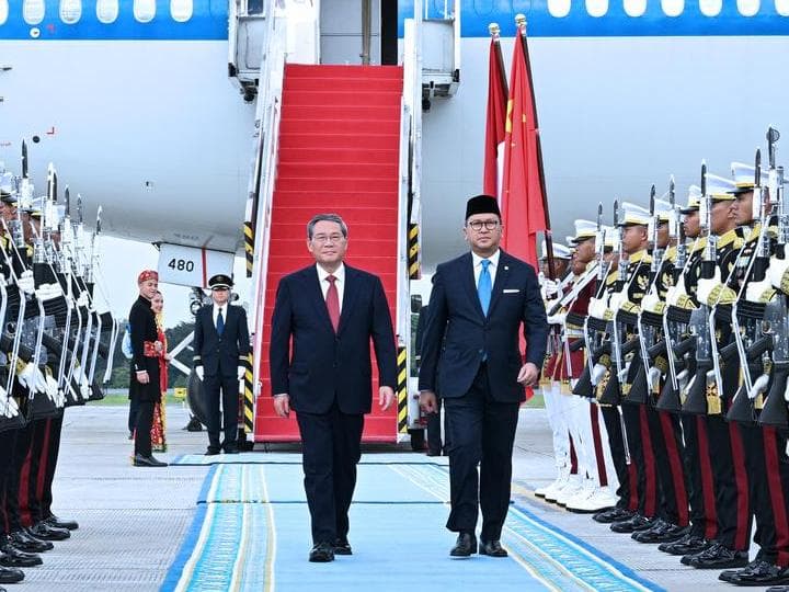 นายกฯ จีนชี้ จีน-อินโดนีเซียเป็นแบบอย่างแห่งความร่วมมือของประเทศกำลังพัฒนาขนาดใหญ่