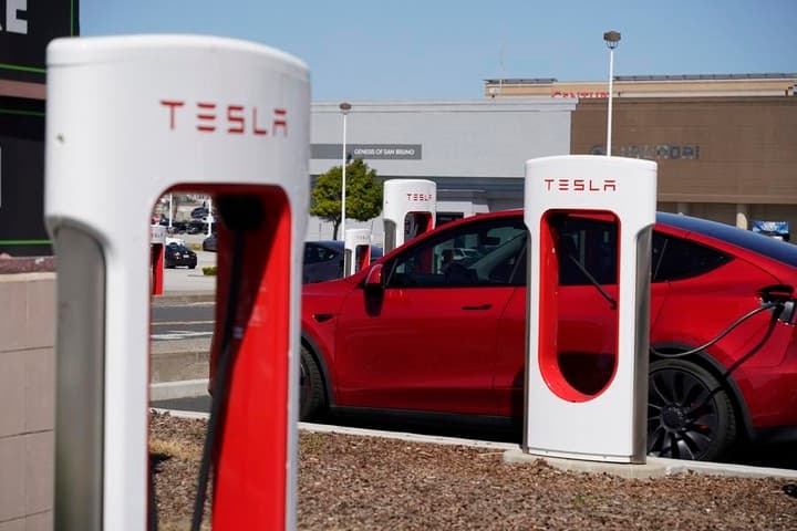 ญี่ปุ่นเล็งจัดเงินอุดหนุนสถานีชาร์จ EV ของ 'เทสลา