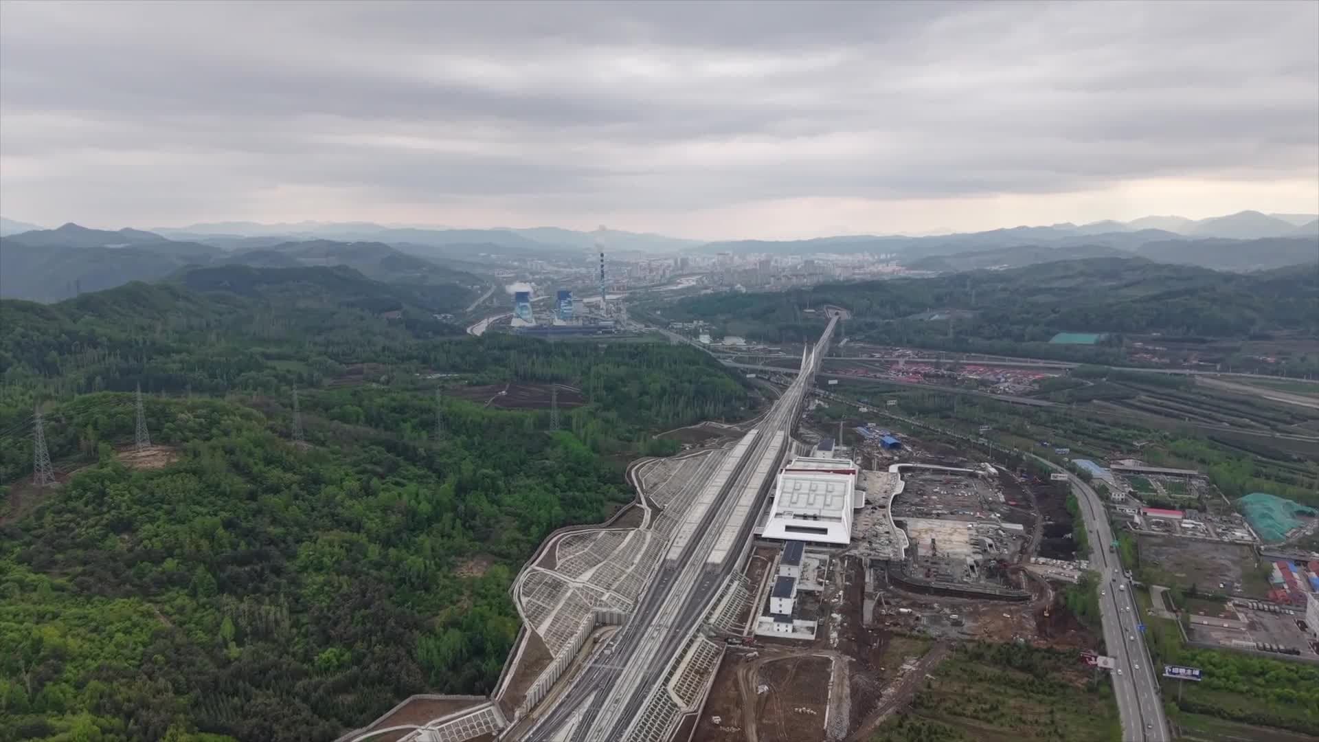 ทางรถไฟเร็วสูง 'เสิ่นหยาง-ภูเขาฉางไป๋' ทดสอบรายการสำคัญ