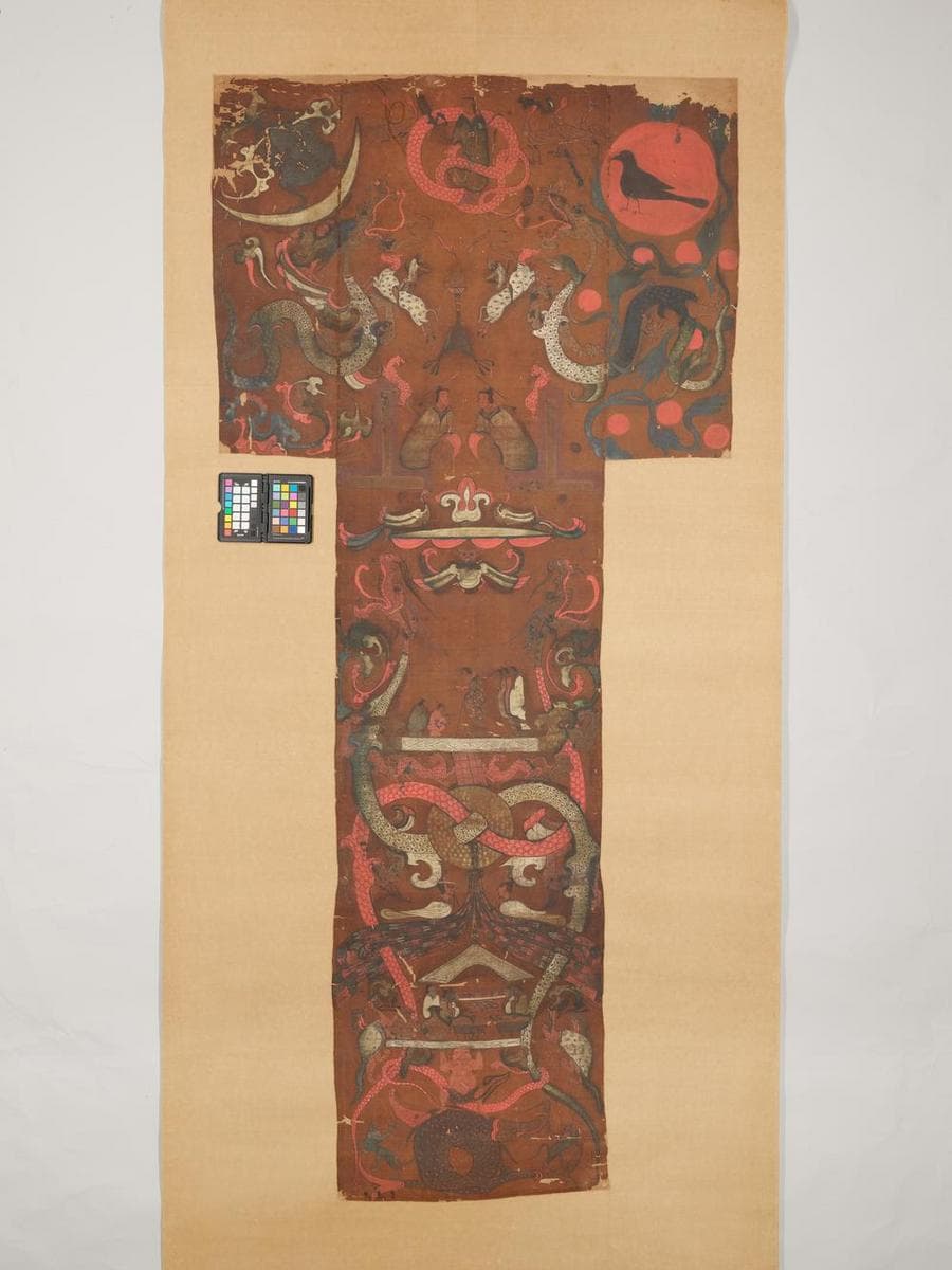 หูหนานพบร่องรอยเขียนภาพทับ บนภาพวาด 'ผ้าไหมจีนโบราณ' เก่าแก่นับพันปี