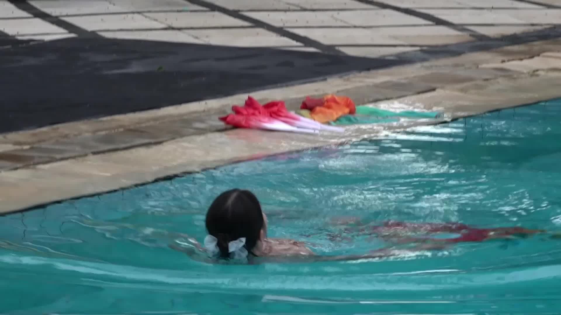 จาการ์ตาจัดประชัน 'นางเงือก-ระบำใต้น้ำ' ดึงเงือกหลากชาติเข้าร่วม