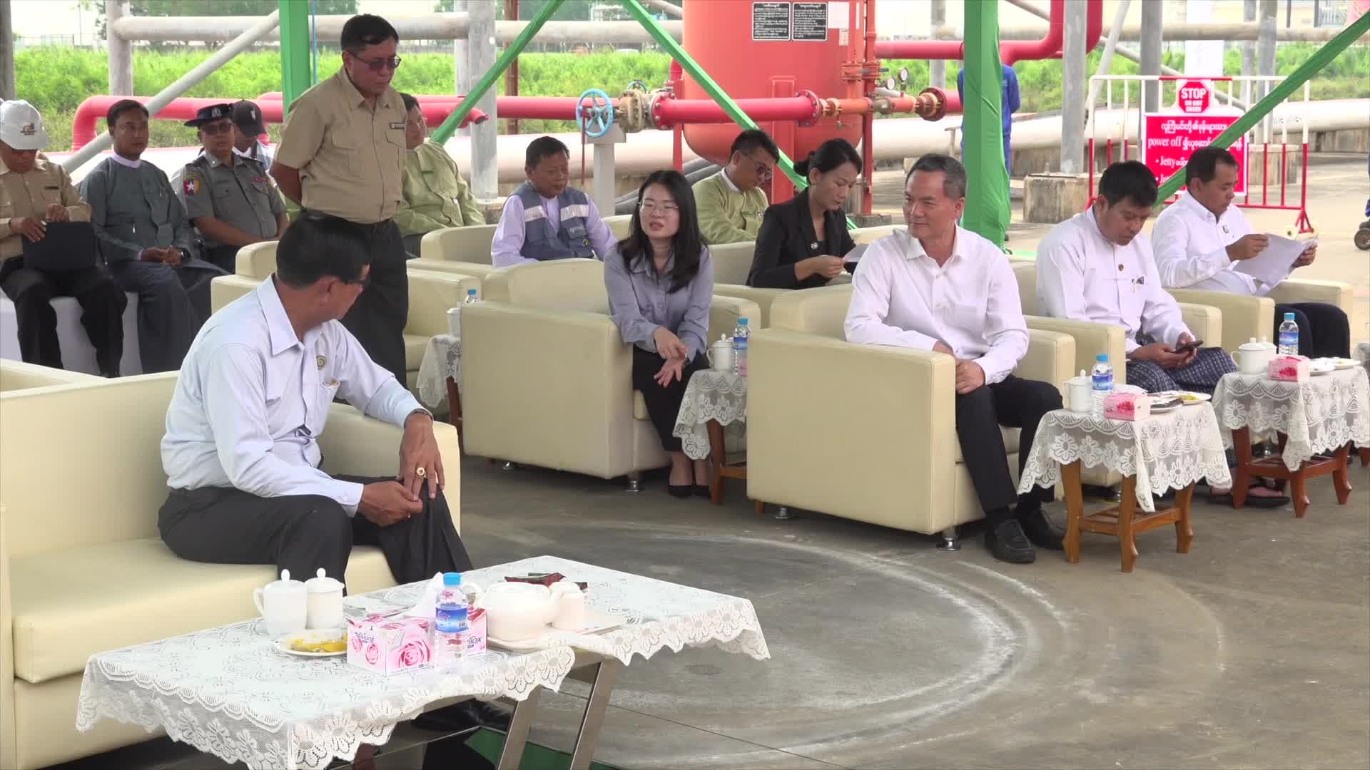 จีนช่วยเหลือเมียนมา ชุดที่ 12 ส่งน้ำมันเบนซิน 1.7 หมื่นตัน