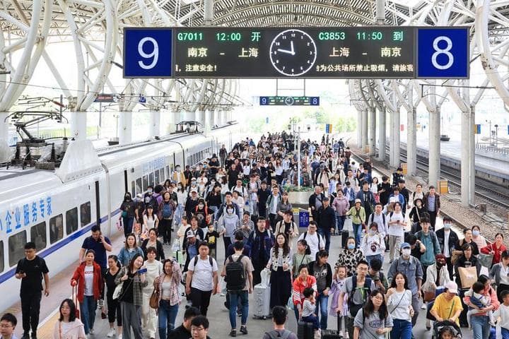 มหกรรมเดินทางช่วงหยุดยาววันแรงงานในจีน