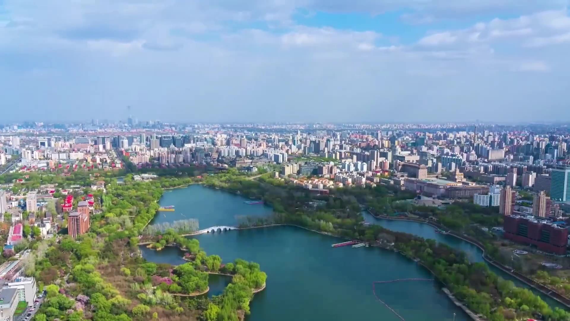 GLOBALink : จากหมอกควันสู่ฟ้าแจ่มใส โครงการ 'อากาศสะอาด' นับทศวรรษของ 'ปักกิ่ง' สัมฤทธิ์ผลแล้ว