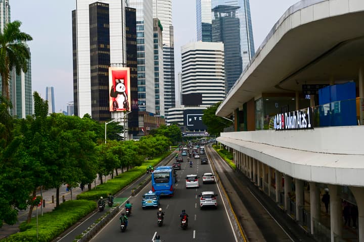 อินโดนีเซียเปลี่ยน 'ธนบัตร' ไม่ใช้แล้วเป็น 'พลังงานไฟฟ้า