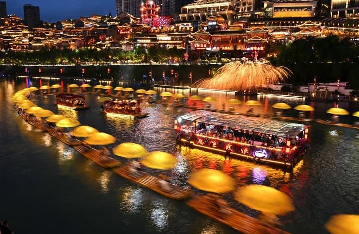 จีนเผยยอดเดินทางข้ามแดน ช่วงหยุดเทศกาลเรือมังกร เพิ่มขึ้น 2.7%