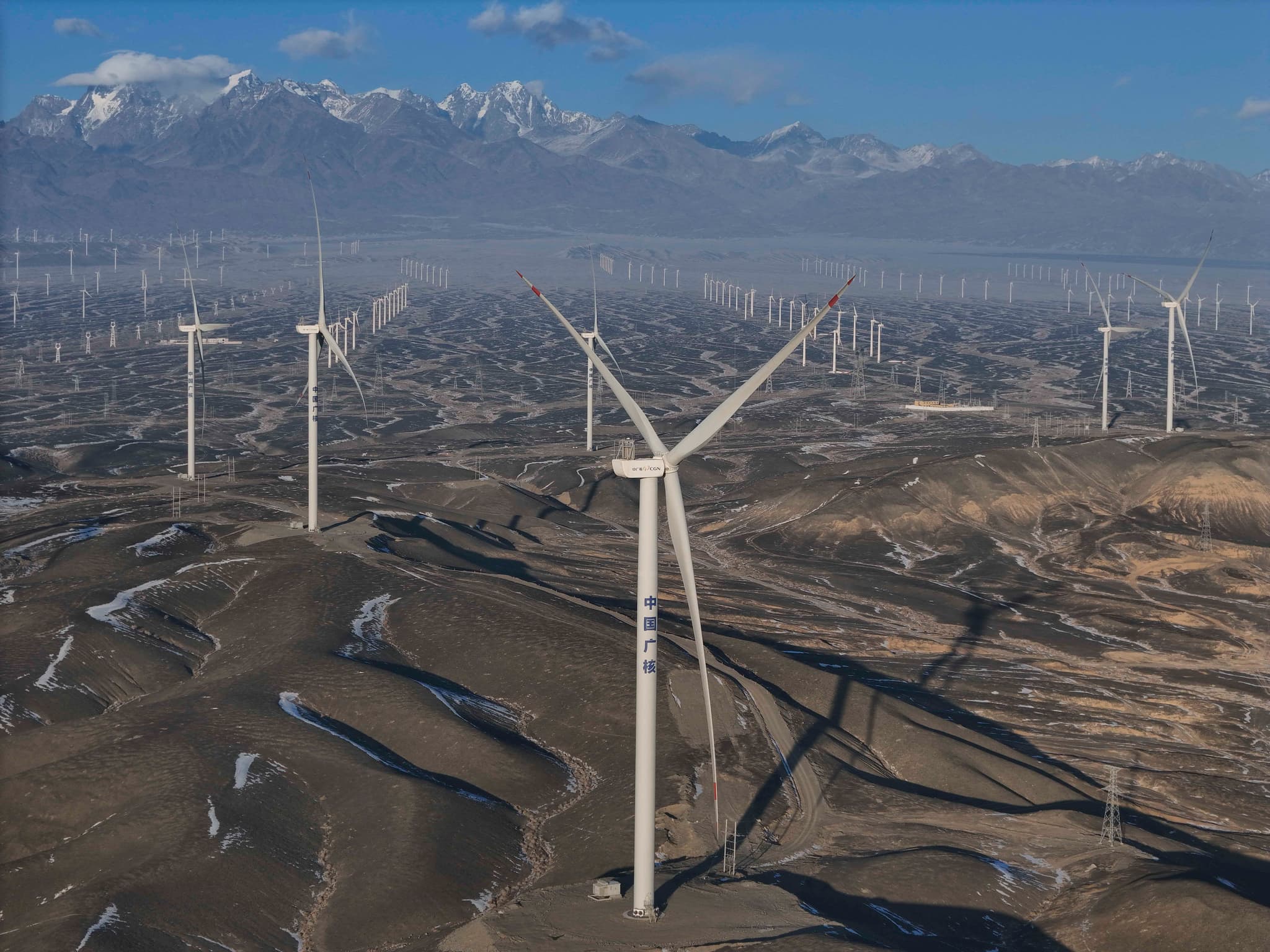 ดาวอส ฟอรัม ฤดูร้อน : พลังงานสะอาดของ 'จีน' หนุนการพัฒนายั่งยืนทั่วโลก