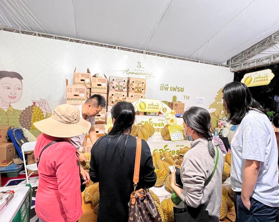 ลุ้น 'กล่องสุ่มทุเรียน' โดนใจคนเที่ยวงานเทศกาลไทย ณ นครคุนหมิง