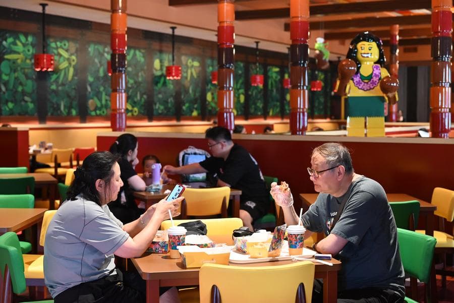 ที่เที่ยวใหม่! 'เลโก้แลนด์ เซี่ยงไฮ้ รีสอร์ต' เริ่มทดลองเปิดบริการ