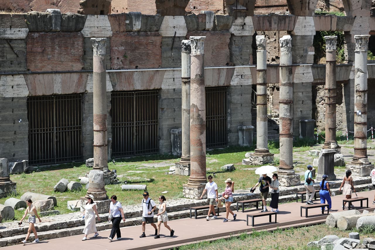 อิตาลีระงับกว่า 300 เที่ยวบิน หลังเกิดเหตุขัดข้องทางเทคนิค