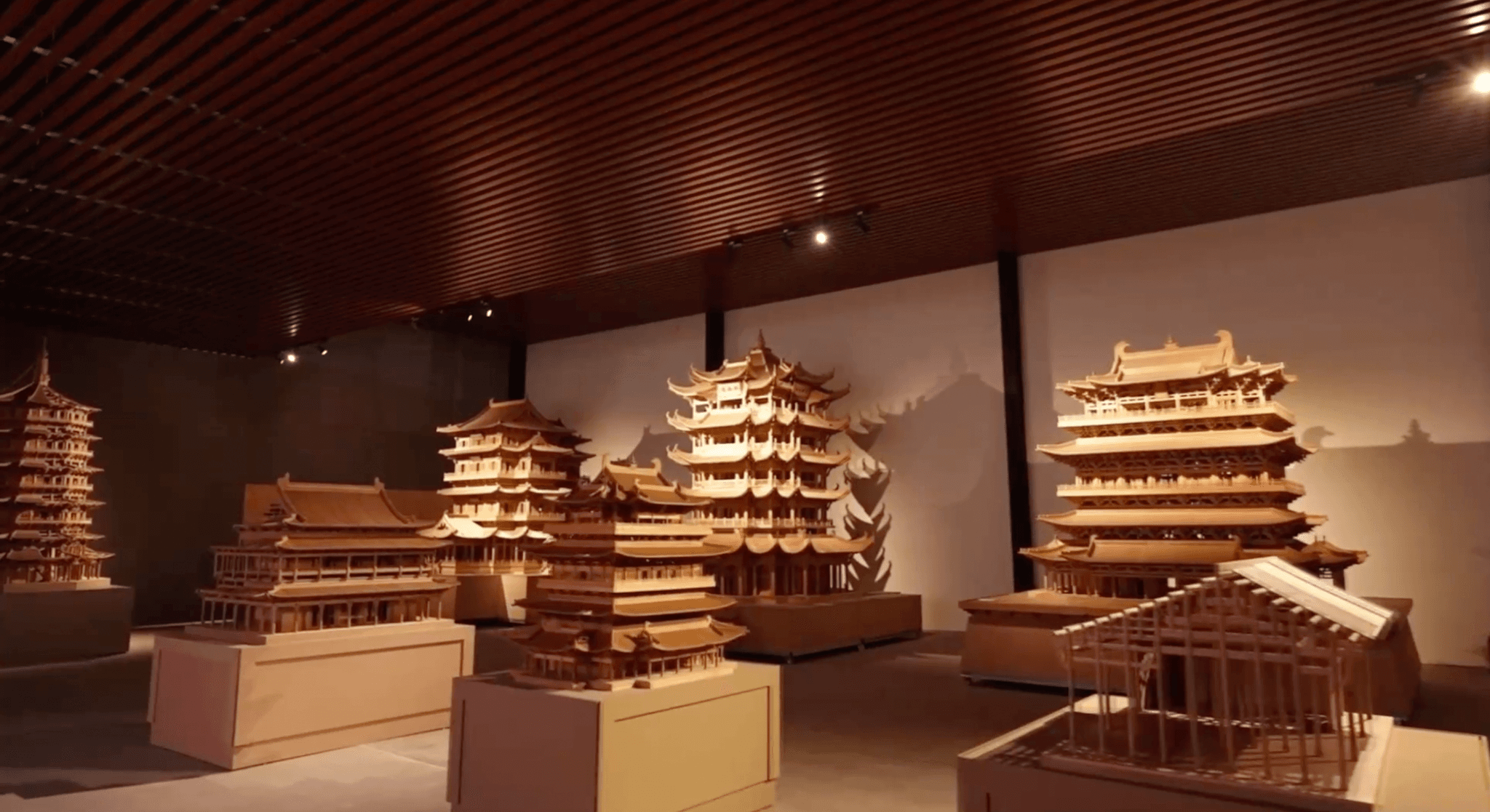 เยือนพิพิธภัณฑ์แบบจำลอง 'สิ่งปลูกสร้างไม้' เผยความรุ่งเรืองของสถาปัตย์จีนโบราณ