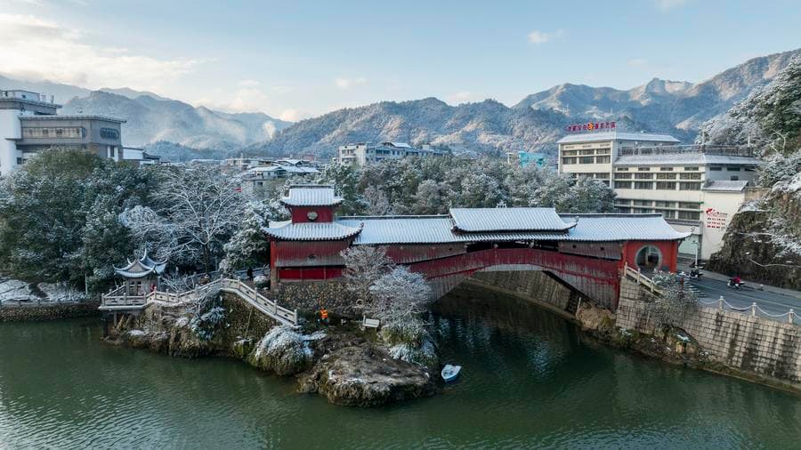 จีนเปิด 'ท่าอากาศยานลี่สุ่ย' ใหม่แกะกล่องในเจ้อเจียง เสริมแกร่งคมนาคม