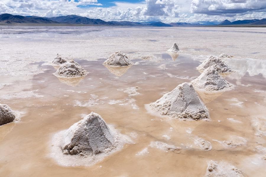 ทรัพยากร 'เกลือ' ขาวนวล เพิ่มรายได้ชาวบ้านทิเบต