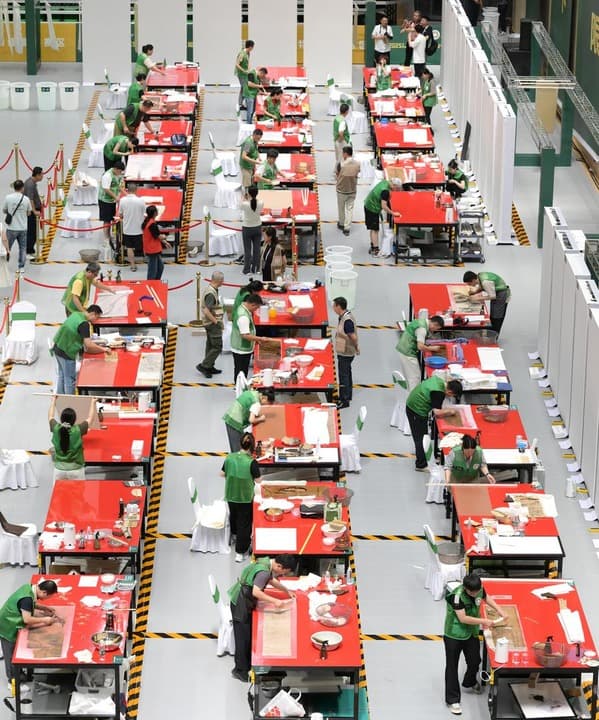 งานแข่งขันประชันฝีมือ 'ชุบชีวิตโบราณวัตถุ' ในเสฉวน