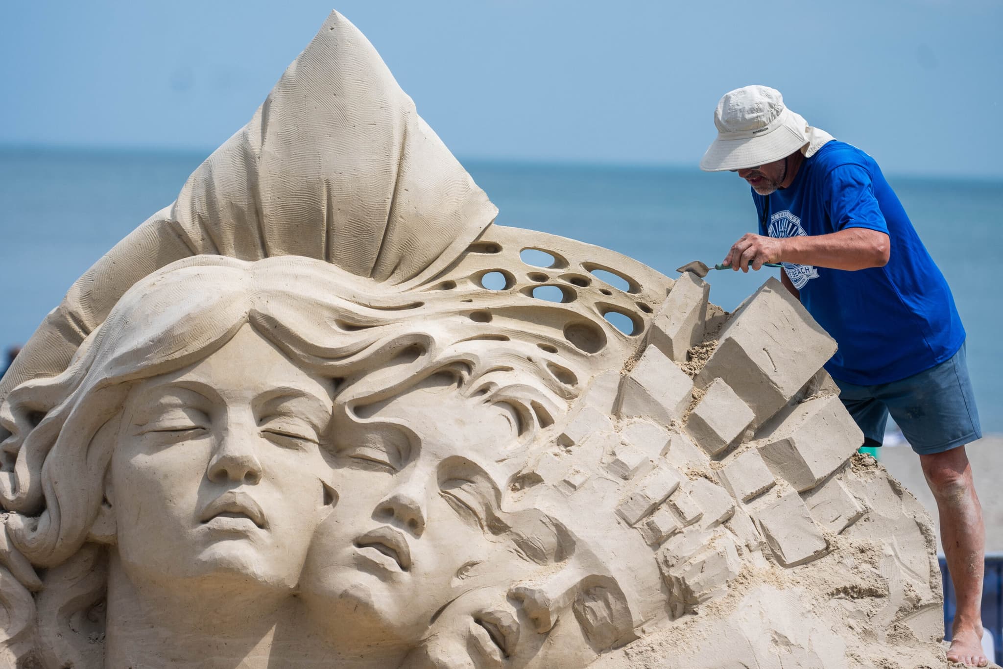 ประติมากรรมทราย' สวยแปลกตาในแมสซาชูเซตส์