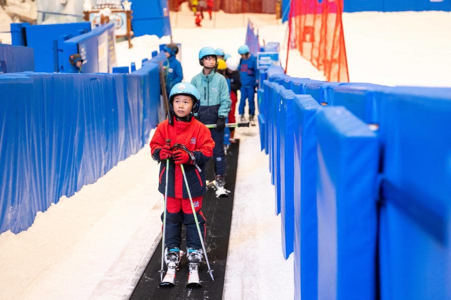 ที่นี่อยู่ใต้ดิน! อาณาจักร 'สกีรีสอร์ต' เย็นฉ่ำ ฤดูร้อนก็เล่นได้ในฉางซา