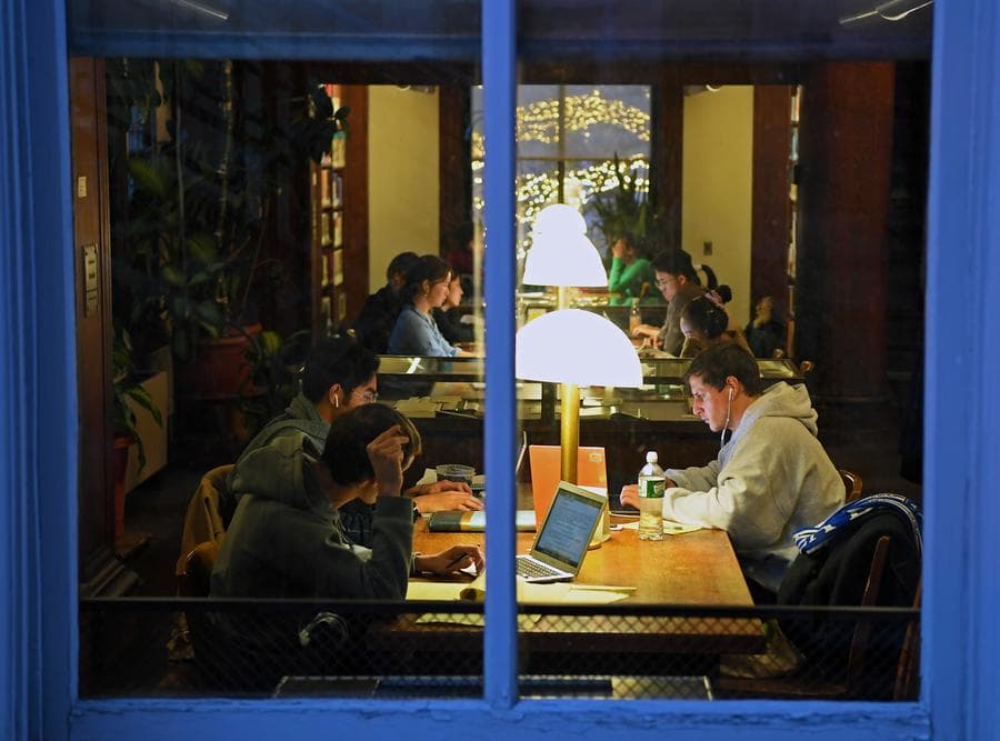 จีนกระตุ้นเตือน 'สหรัฐฯ' หยุดคุกคาม 'นักศึกษาจีน