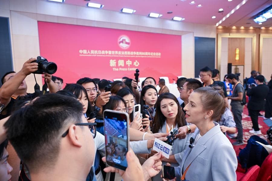 ปักกิ่งเปิด 'ศูนย์สื่อ' ประจำวันแห่งชัยชนะ หนุนการรายงานข่าว