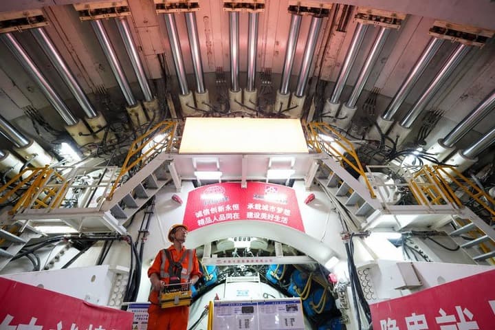 งานขุดเจาะ 'อุโมงค์ลอดแม่น้ำเหลือง' แนวฝั่งใต้คืบหน้าในซานตง