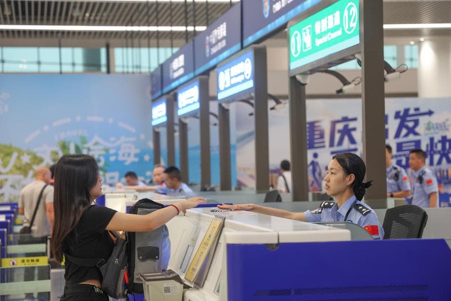 จีนคาดยอดเดินทางข้ามแดน ช่วงหยุดยาววันชาติ เฉลี่ย 2 ล้านครั้ง