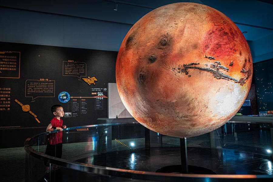 จีนเริ่ม 'เดือนเผยแพร่ความรู้วิทยาศาสตร์' ระดับชาติครั้งแรก