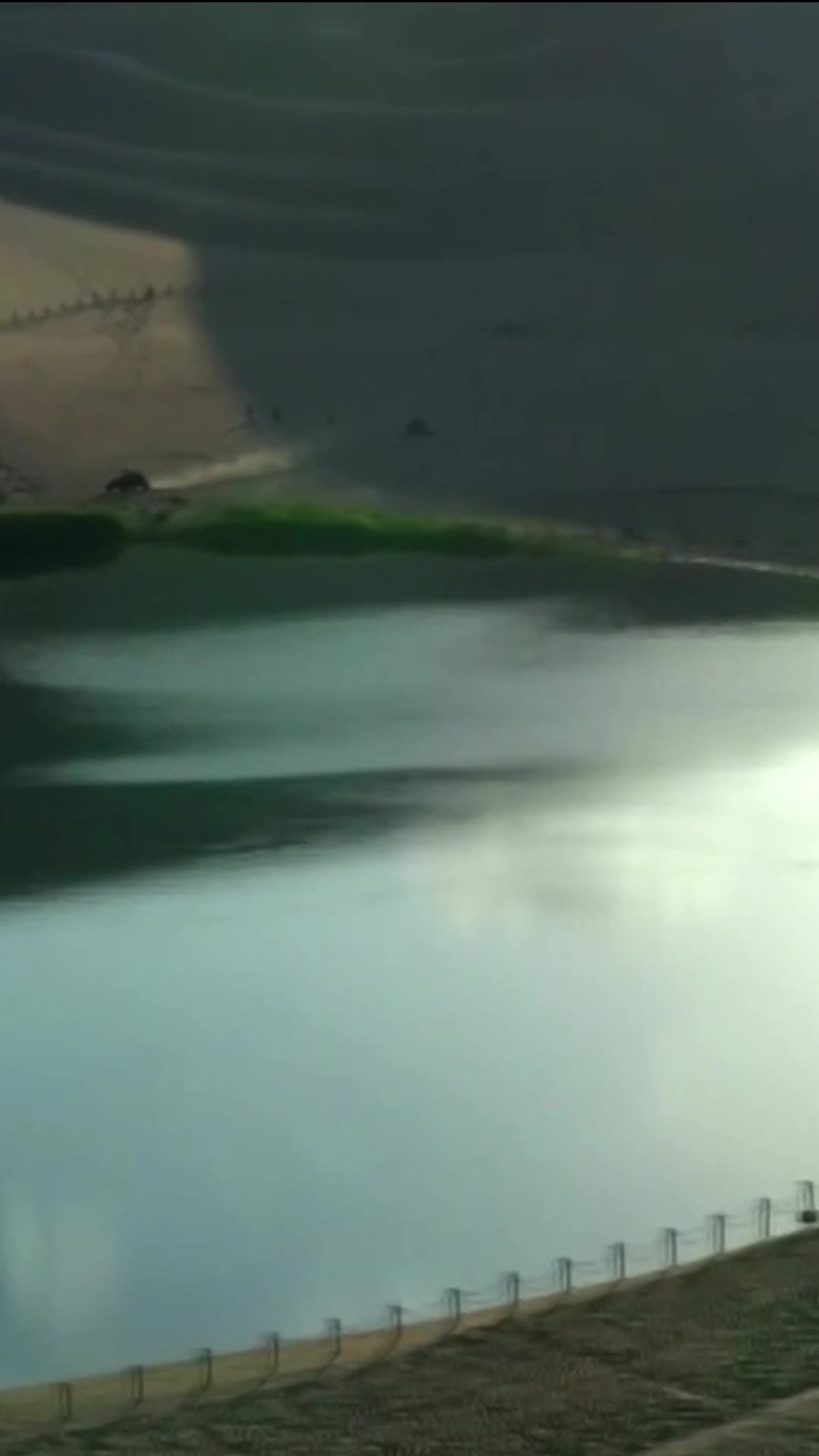 ฉากธรรมชาติ 'ภูเขาหมิงซาซาน-ทะเลสาบจันทร์เสี้ยว' ในตุนหวง