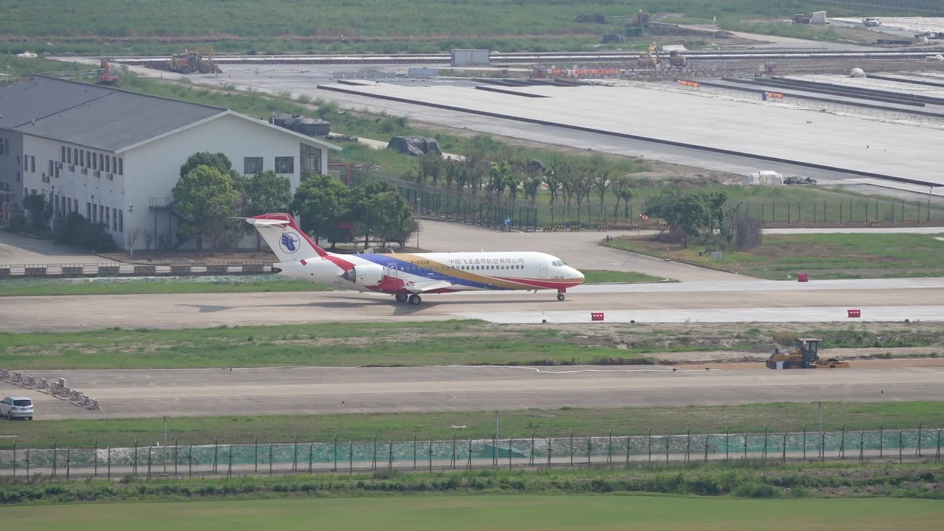 COMAC ส่งมอบ 'เครื่องบินกู้ภัยทางการแพทย์' ลำแรกของจีน