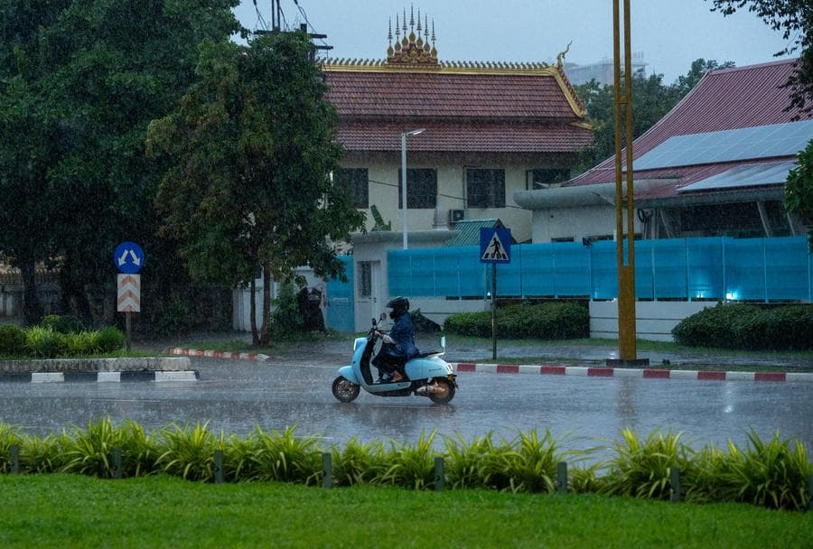 ลาวเตือนรับมือพายุโซนร้อน 'บัวลอย' จับตาน้ำท่วมดินถล่มฉับพลัน