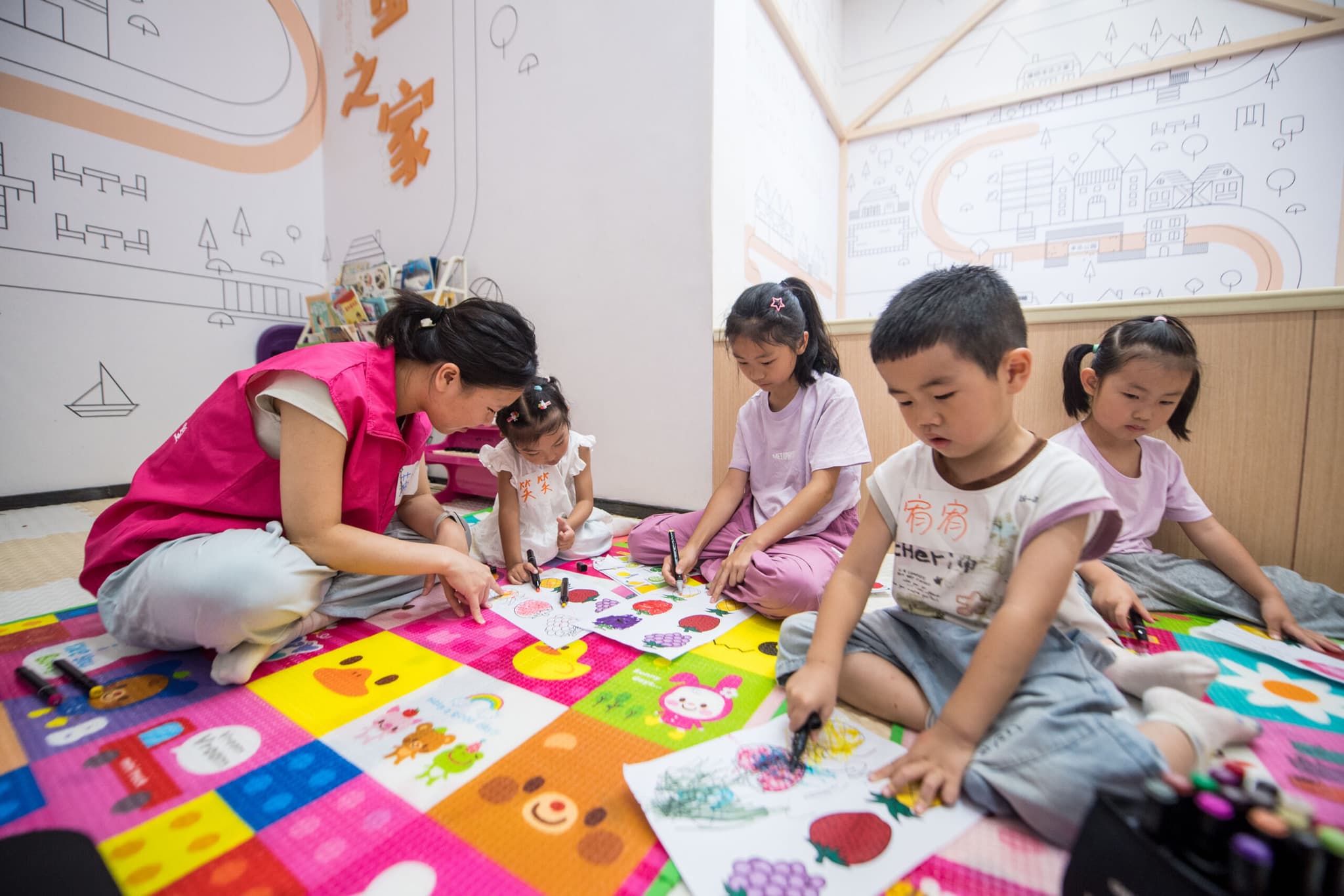 จีนเริ่มใช้ระบบเงินอุดหนุน 'ดูแลเด็ก' กระตุ้นการเติบโตประชากร