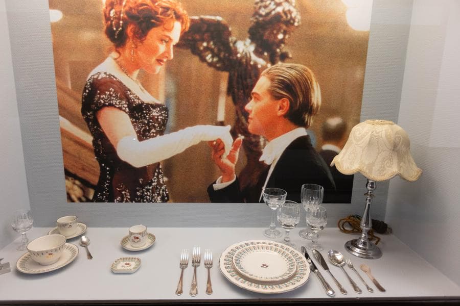 กรุงเฮกจัดนิทรรศการ 'ไททานิค & แฟชั่น' ชวนสัมผัสชุดสวยจากหนังดังไททานิค