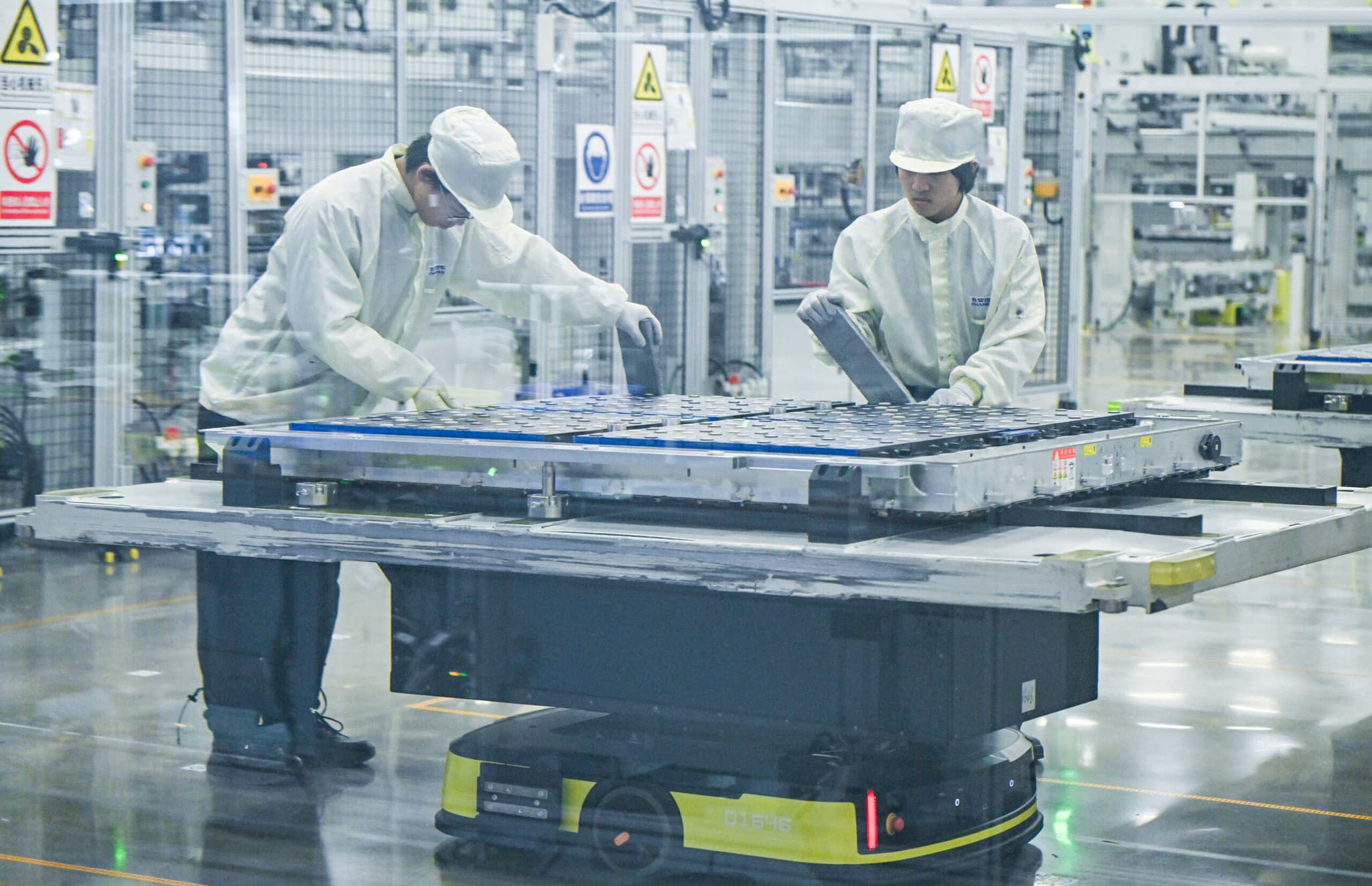 จีนประกาศมาตรการคุมส่งออกสินค้า 'วัสดุแข็งพิเศษ-แร่แรร์เอิร์ธ-แบตเตอรี่