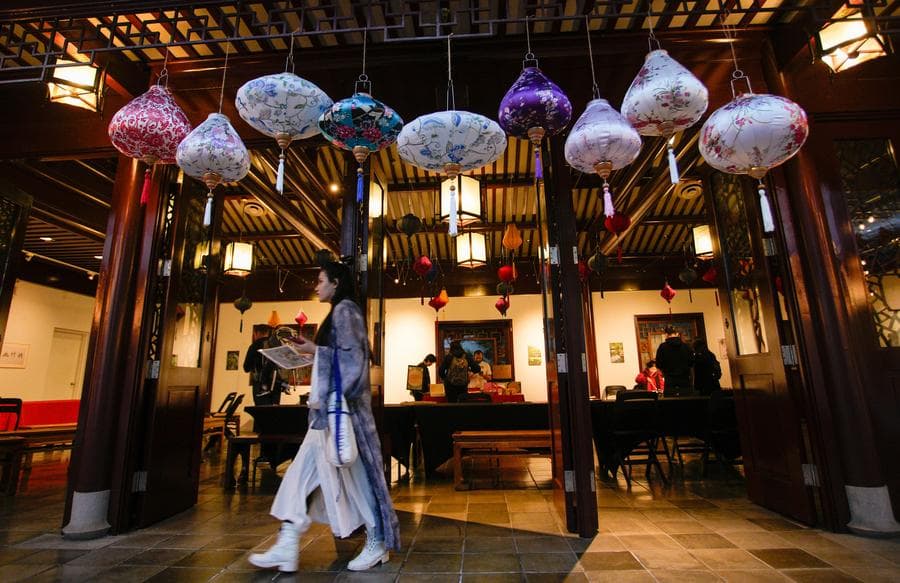 โชว์โคมไฟ-ร้องงิ้วฉลองไหว้พระจันทร์กลางสวนจีนในแคนาดา