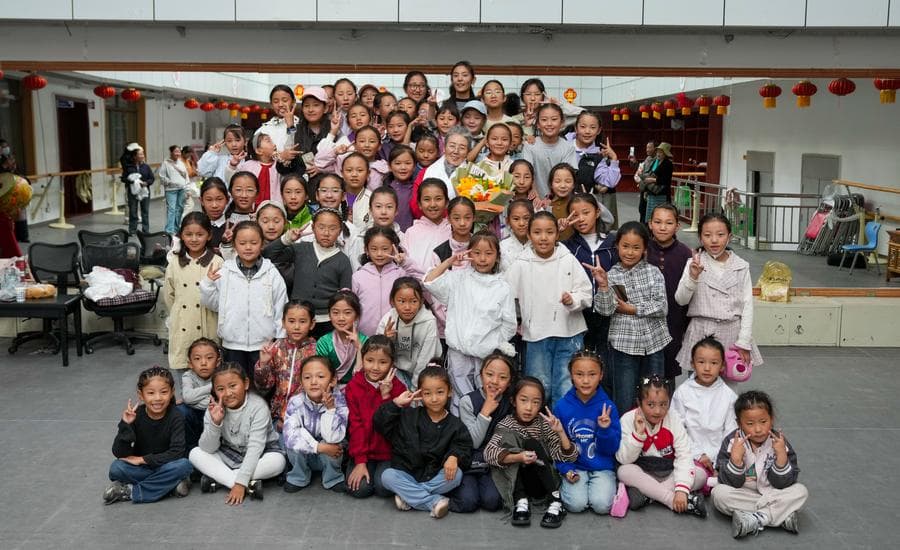 รัฐบาลจีนเล็งจ้าง 'ครูวัยเกษียณ' 7,000 คน ทำงานสอนในชนบท