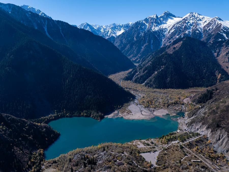 สำรวจธรรมชาติงามของ 'ร่องหุบเขาอิสซิค-ทะเลสาบอิสซิค' ในคาซัคฯ