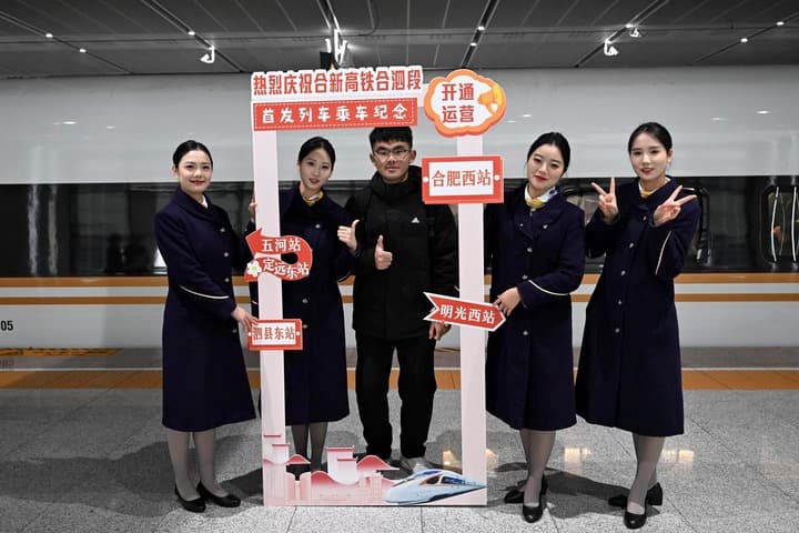 อันฮุยเปิดทางรถไฟเร็วสูง 'เหอเฝย-ซื่อเซี่ยน' ยาว 198 กม.