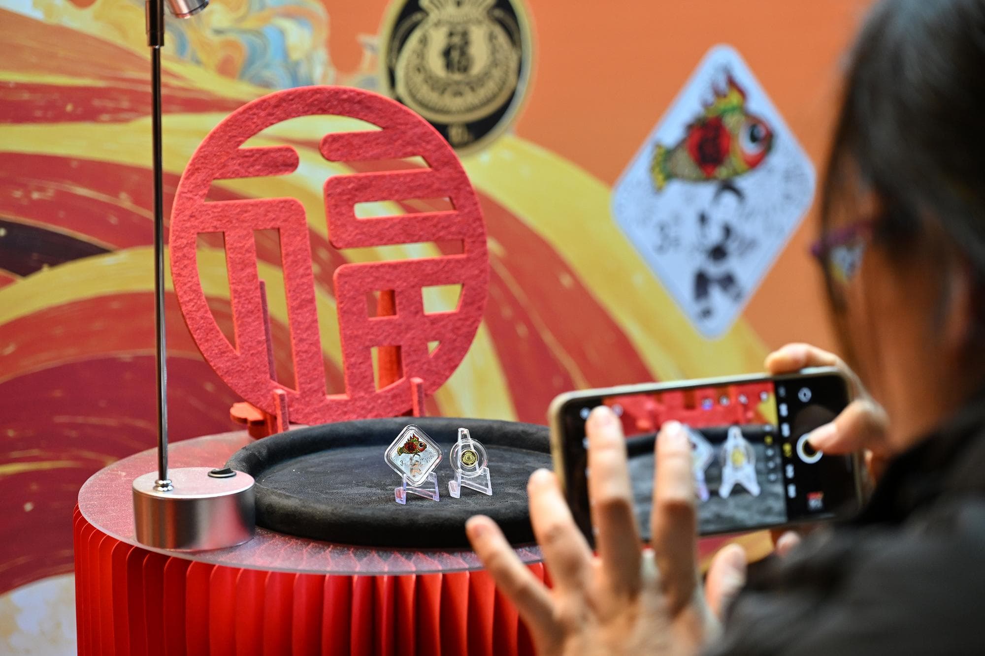 จีนเปิดตัว 'เหรียญที่ระลึก' ต้อนรับปี 2026