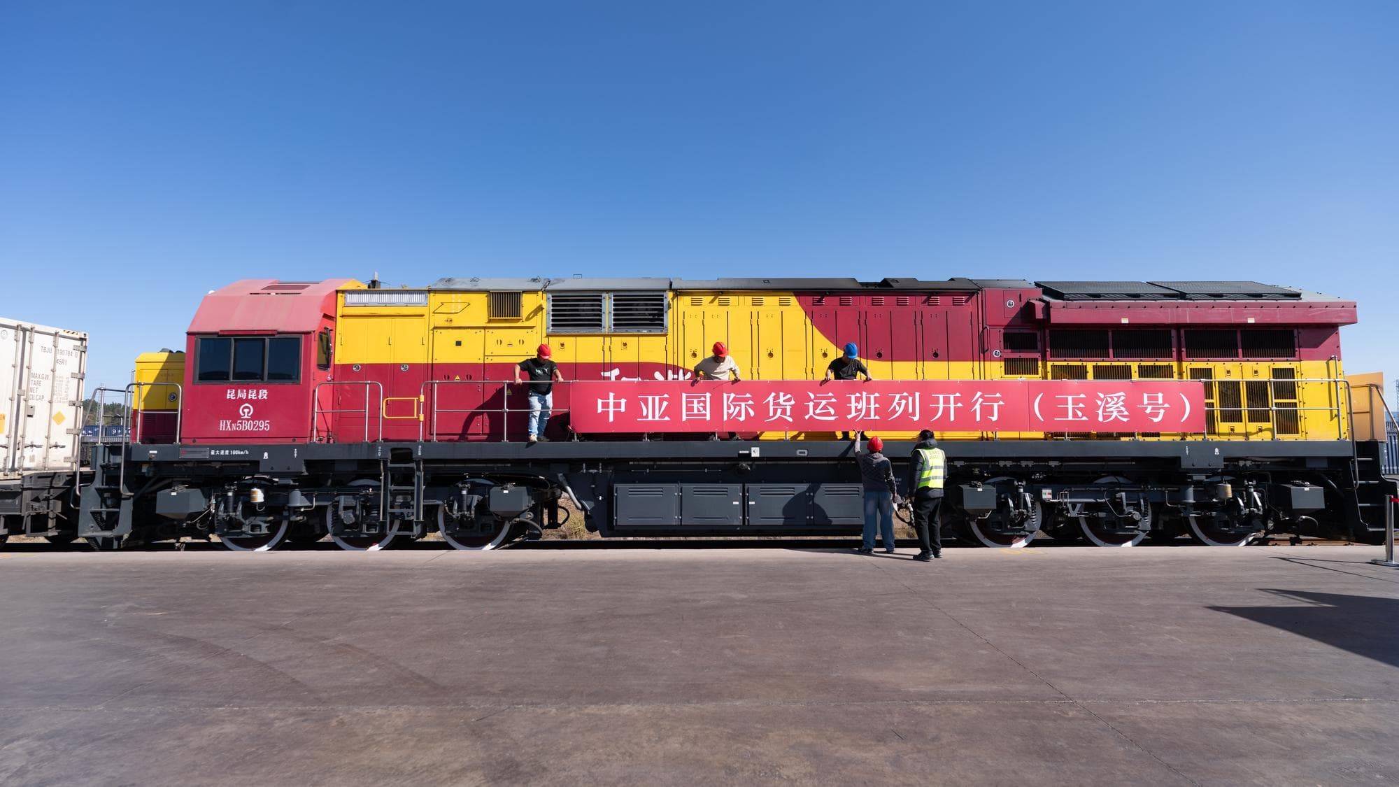 ทางรถไฟจีน-ลาวเพิ่มการเดินรถ เติมพลังการค้าสินค้าเกษตรจีน-ไทย