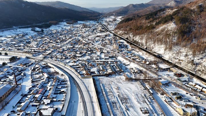 เที่ยวชมเหิงเต้าเหอจื่อ ฉายา 'ตำบลที่รถไฟลากจูง' ในเฮยหลงเจียง