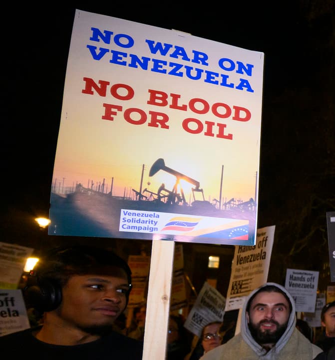 ทรัมป์เผยเวเนซุเอลาจะส่งมอบ 'น้ำมัน' ให้สหรัฐฯ 30-50 ล้านบาร์เรล