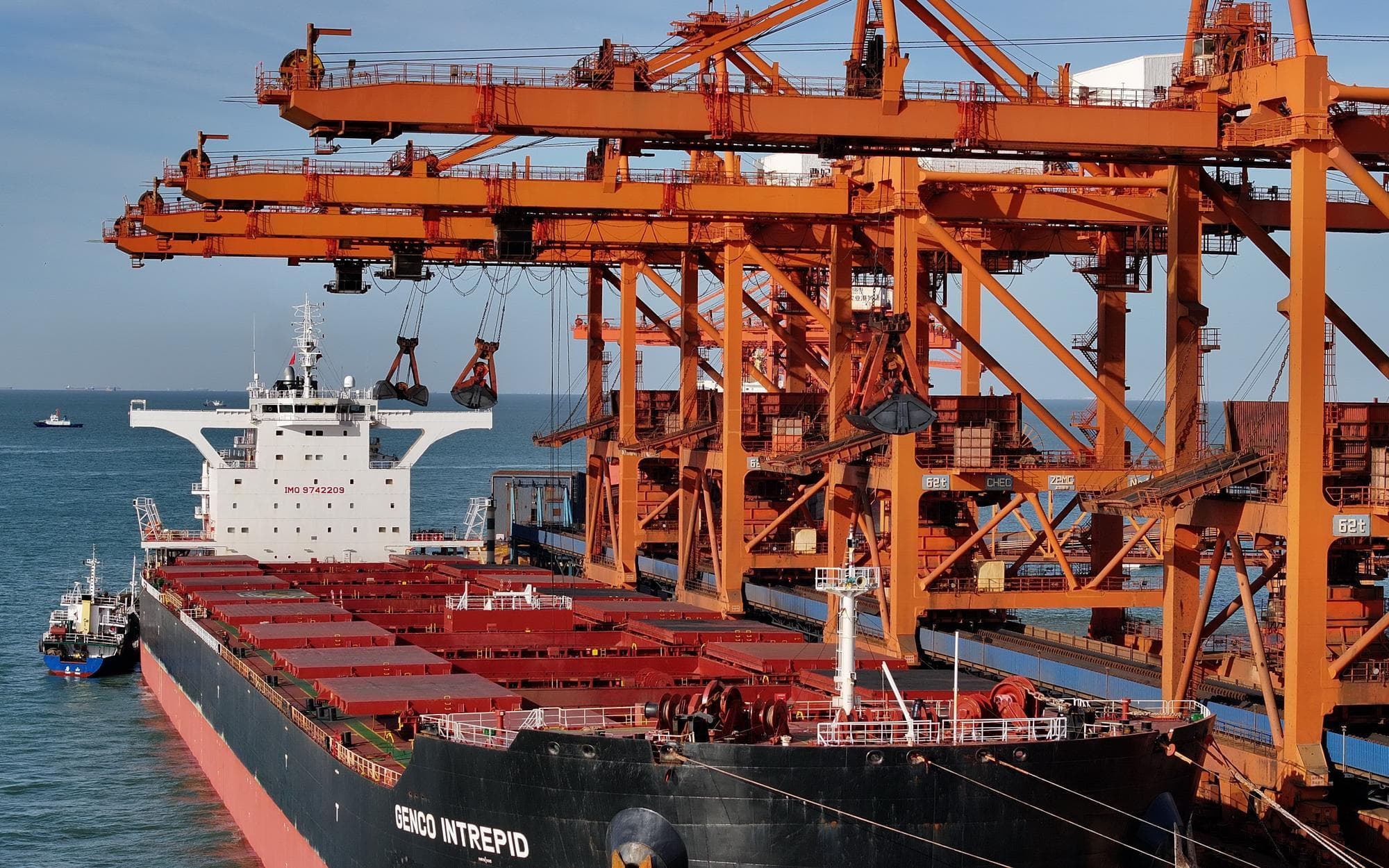 ท่าเรือถังซาน' รองรับสินค้ารวมกว่า 800 ล้านตันในปี 2025