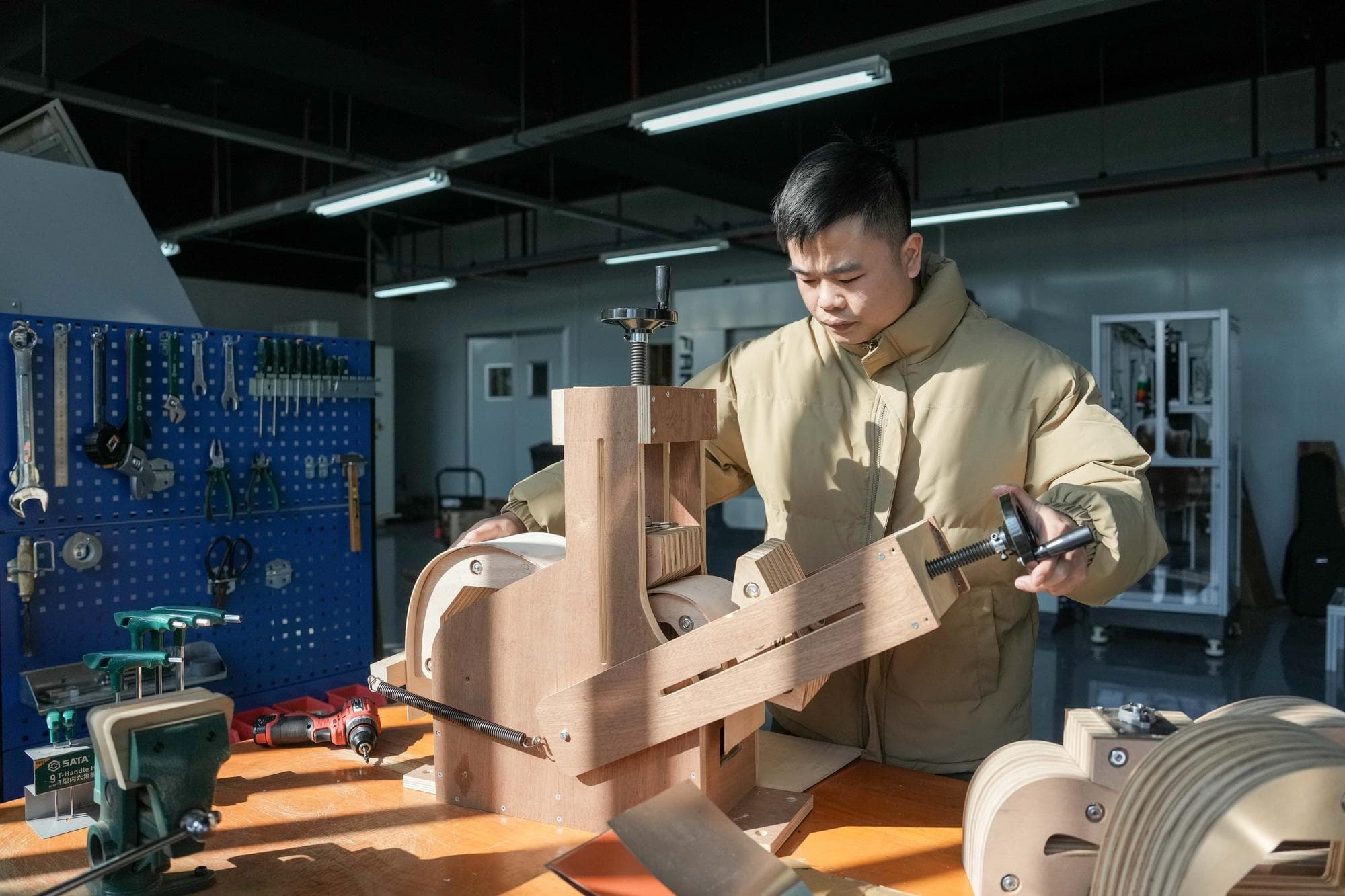 บริษัทจีนพัฒนาเทคโนโลยี 'มองเห็นเสียงกีตาร์' หนุนการผลิตอัจฉริยะ