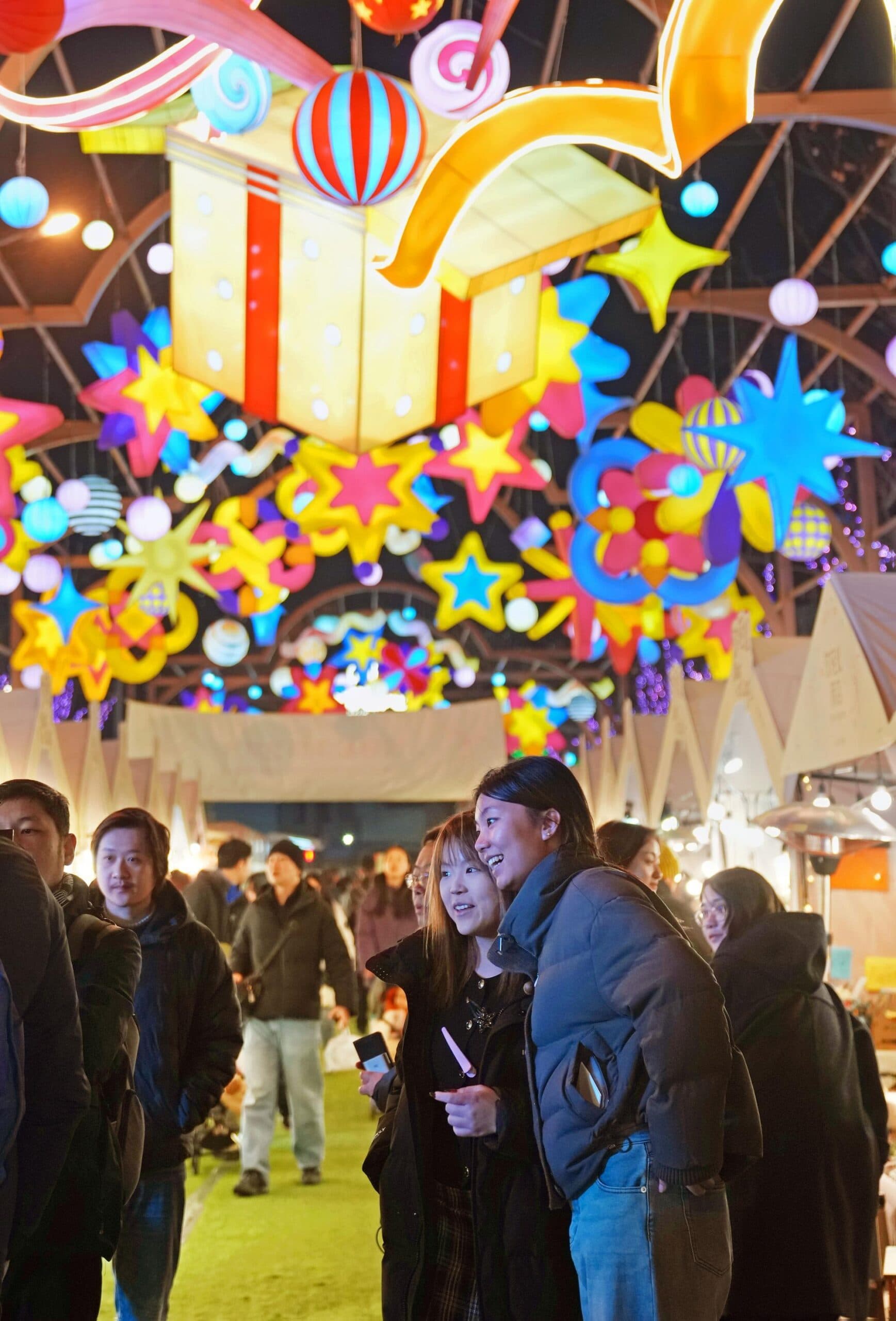 เทศกาลโคมไฟสวนอวี้หยวนในเซี่ยงไฮ้ ขยายพื้นที่จุดเทรนด์ใหม่รับตรุษจีน