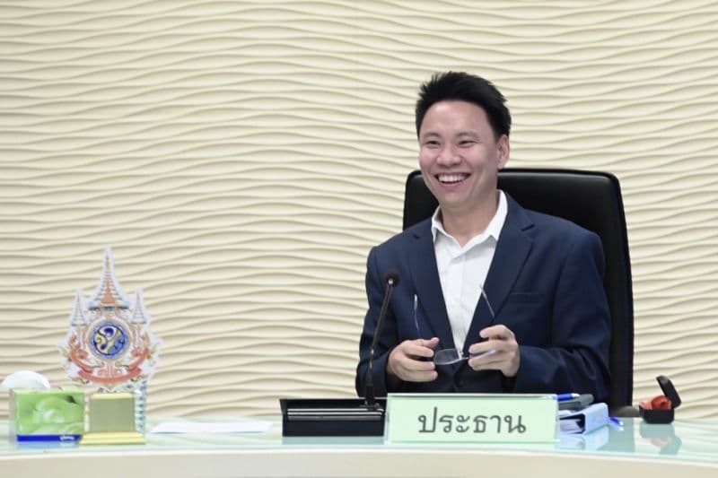 “รมว.อรรถกร” คุมเข้มทุเรียนแช่แข็ง ยกระดับมาตรฐานเกษตรไทย ป้องกันสินค้าปลอมแปลง เสริมความเชื่อมั่นตลาดโลก